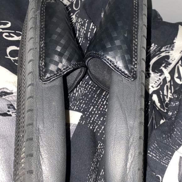 Black Nike slides - Picture 3 of 3